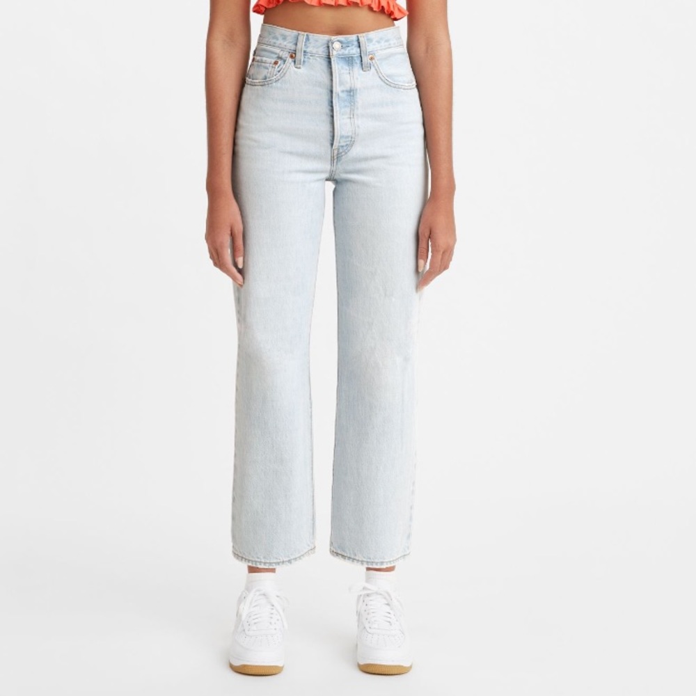 Levi’s Ribcage Straight Ankle